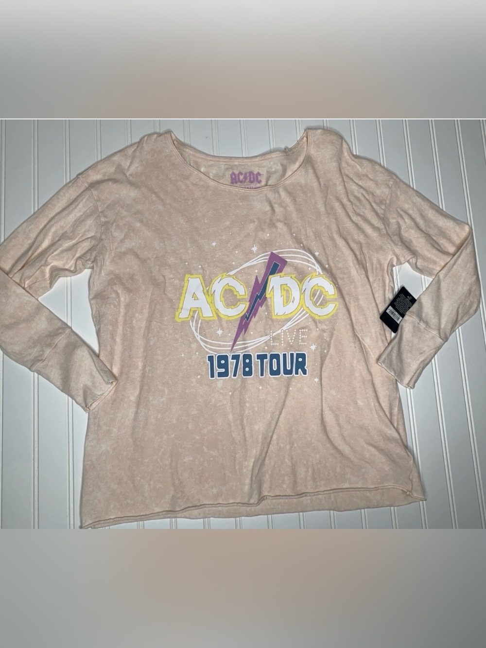 AC/DC Lucky Brand 1978 Tour Long Sleeve T-shirt Women Blush Pink Small NEW 328